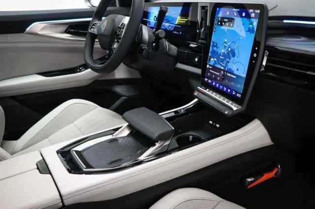 Renault Espace (2025) thumbnail 3