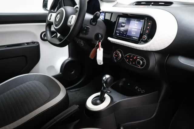 Renault Twingo (2024) thumbnail 3