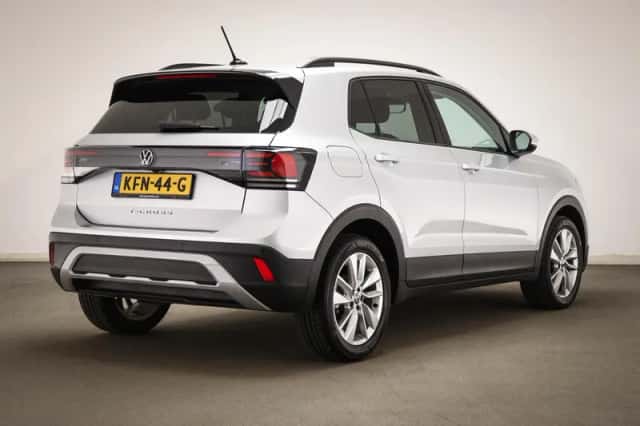 Volkswagen T-Cross (2024) thumbnail 2