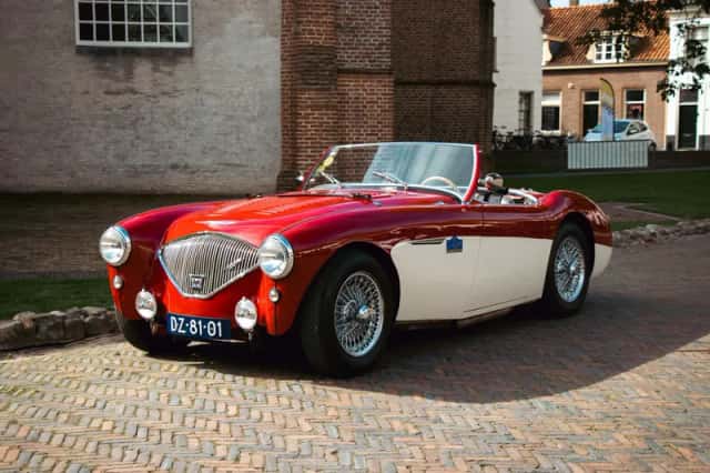Austin Healey (1956) thumbnail 2