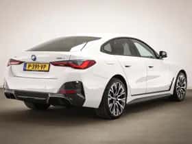 BMW i4 (2022) thumbnail 2