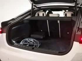 BMW i4 (2022) thumbnail 14