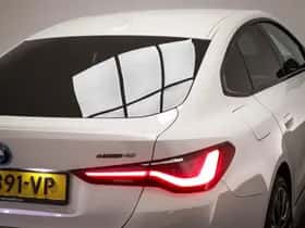 BMW i4 (2022) thumbnail 26