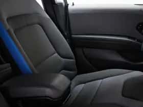 BMW i3 (2021) thumbnail 12