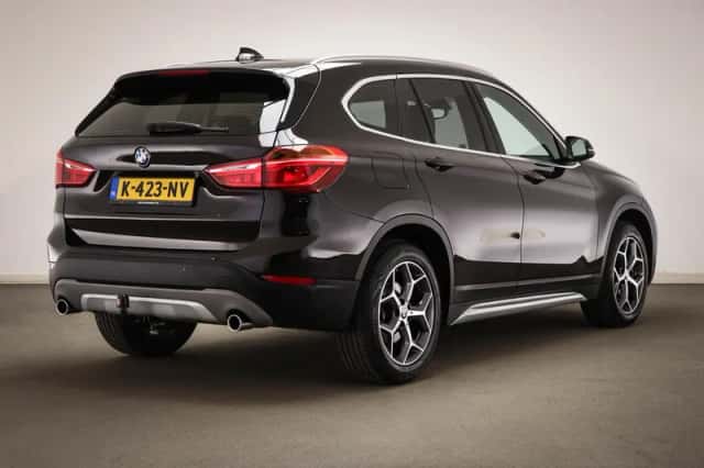 BMW X1 (2018) thumbnail 2