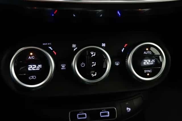 Fiat 500X (2023) thumbnail 6