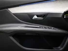Peugeot 3008 (2022) thumbnail 29