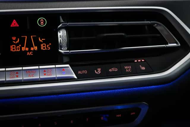 BMW X5 (2021) thumbnail 6