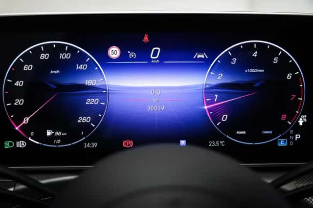 Mercedes-Benz CLE (2024) thumbnail 5