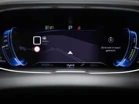 Peugeot 3008 (2023) thumbnail 4