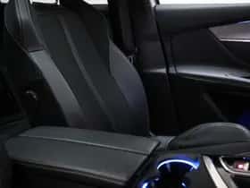 Peugeot 3008 (2023) thumbnail 8