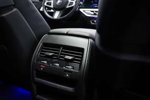 BMW X5 (2024) thumbnail 3