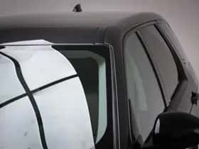 Land Rover Discovery Sport (2023) thumbnail 22