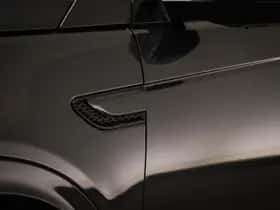 Land Rover Discovery Sport (2023) thumbnail 23