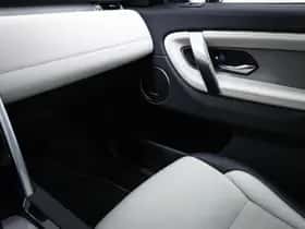 Land Rover Discovery Sport (2023) thumbnail 41