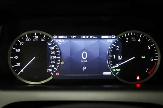 Land Rover Discovery Sport (2023) thumbnail 4
