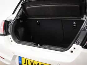 Suzuki Swift (2025) thumbnail 12