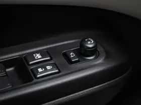 Suzuki Swift (2025) thumbnail 24