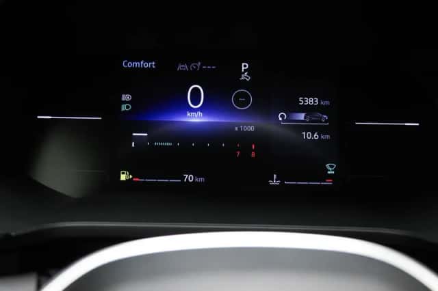 Renault Captur (2025) thumbnail 4