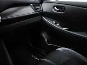 Nissan Leaf (2019) thumbnail 40