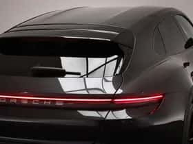 Porsche Taycan (2021) thumbnail 28