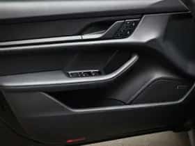 Porsche Taycan (2021) thumbnail 31