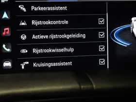 Porsche Taycan (2021) thumbnail 49