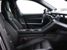 Porsche Taycan (2021) thumbnail 10