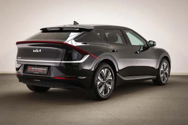 Kia EV6 (2024) thumbnail 2