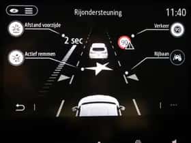 Renault Arkana (2022) thumbnail 41