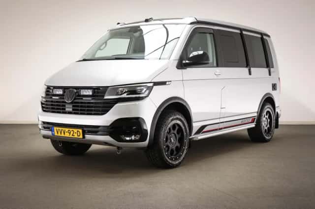 Volkswagen California (2022) thumbnail 2