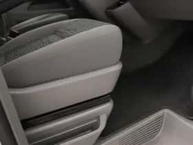 Volkswagen California (2022) thumbnail 11