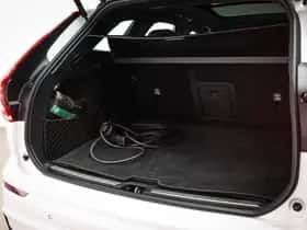 Volvo XC60 (2023) thumbnail 16
