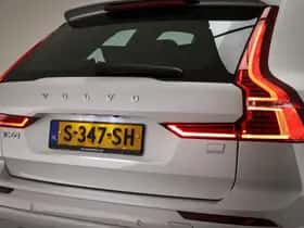 Volvo XC60 (2023) thumbnail 29
