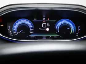 Peugeot 3008 (2023) thumbnail 36