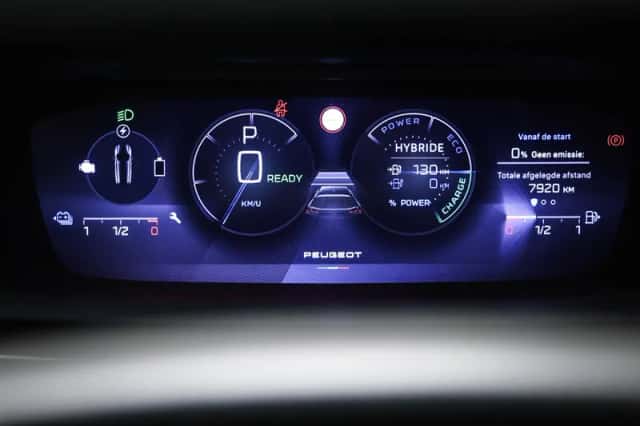 Peugeot 308 (2023) thumbnail 4