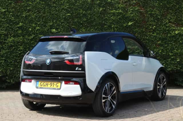 BMW i3 (2021) thumbnail 5
