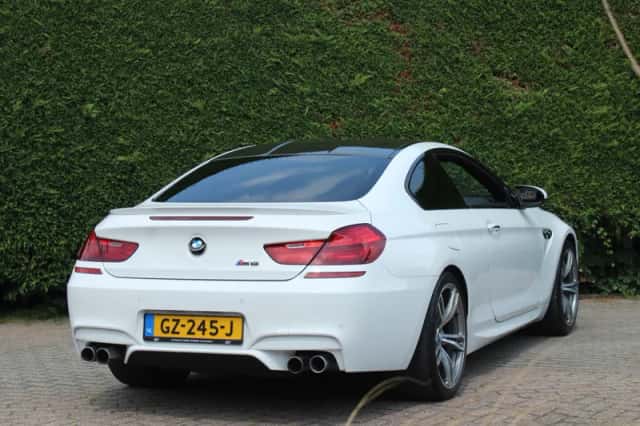 BMW M6 (2013) thumbnail 3