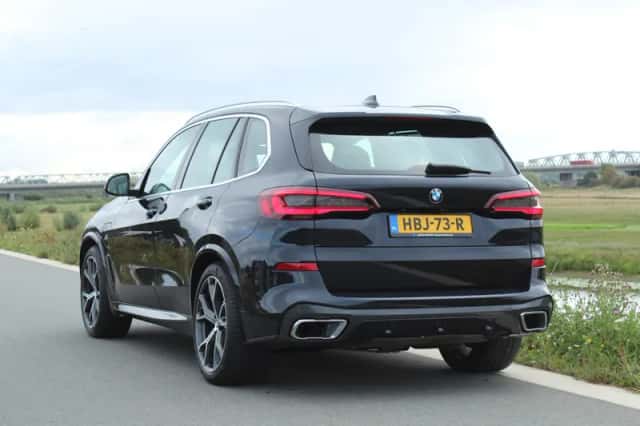 BMW X5 (2021) thumbnail 4
