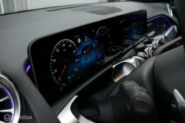 Mercedes-Benz GLB-Klasse (2021) thumbnail 16