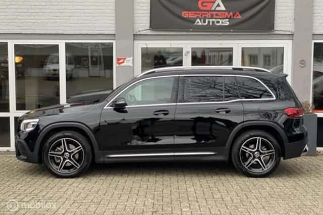 Mercedes-Benz GLB-Klasse (2021) thumbnail 4