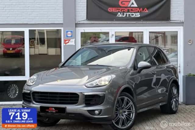 Porsche Cayenne (2017)