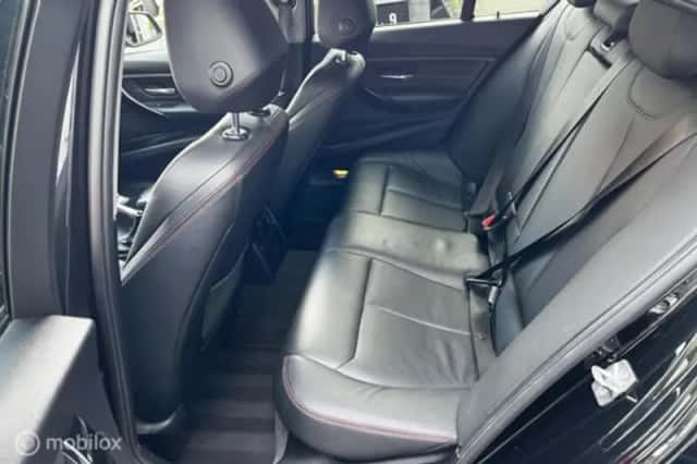 BMW 3-Serie (2021) thumbnail 14