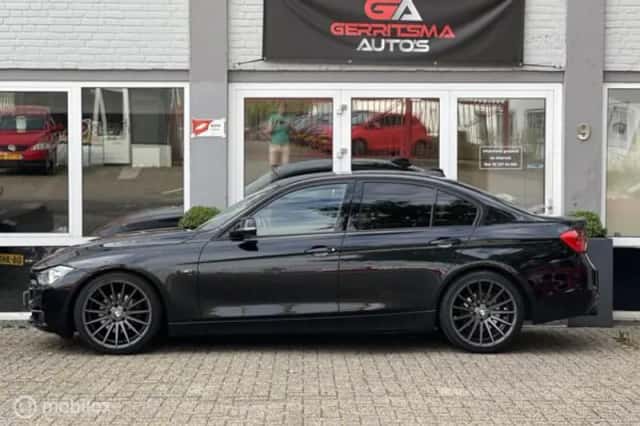 BMW 3-Serie (2021) thumbnail 5