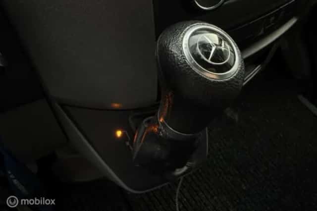 Mercedes-Benz Sprinter (2014) thumbnail 25