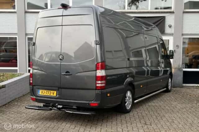 Mercedes-Benz Sprinter (2014) thumbnail 4