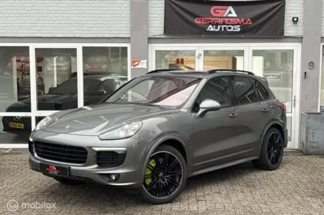 Porsche Cayenne (2015) thumbnail 58