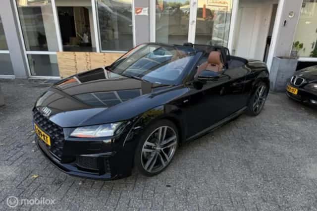 Audi TT (2021) thumbnail 10