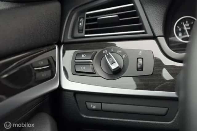 BMW 5-Serie (2018) thumbnail 17