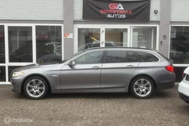 BMW 5-Serie (2018) thumbnail 4